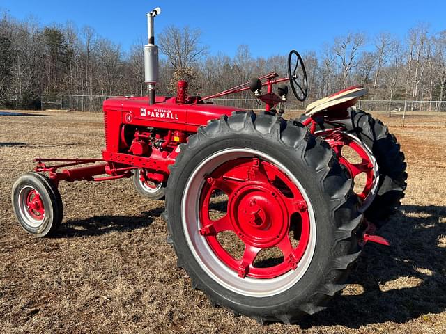 Image of Farmall H equipment image 3