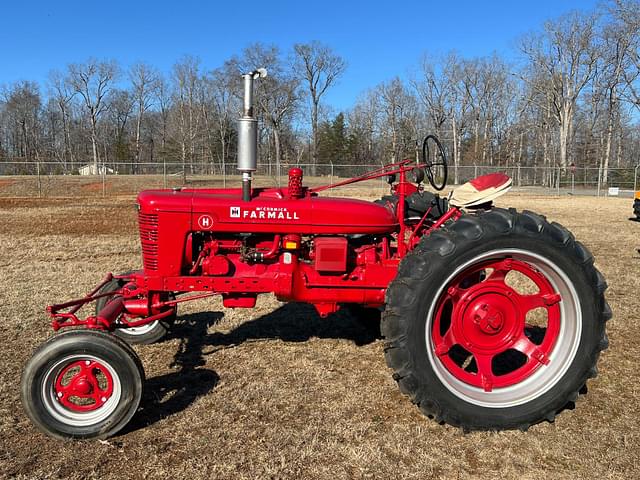 Image of Farmall H equipment image 2