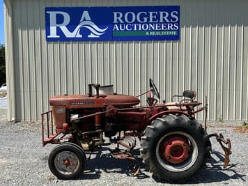 Main image Farmall 140