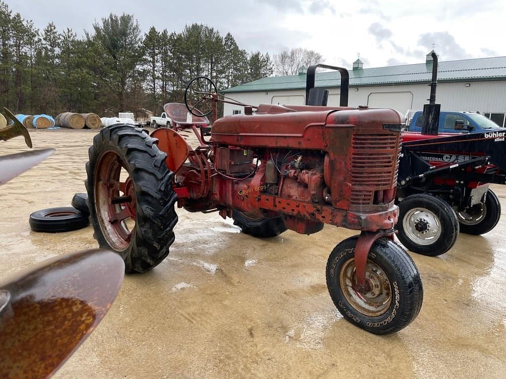 Image of Farmall M Primary image