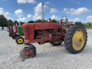 Farmall M Image