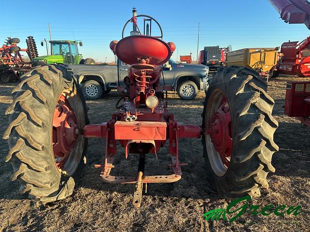 Image of Farmall M equipment image 4