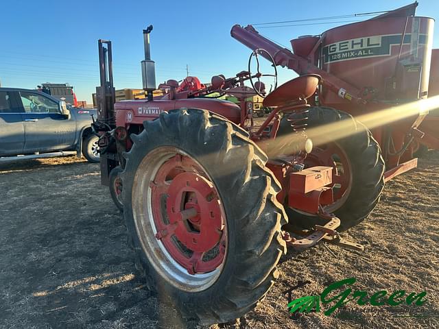 Image of Farmall M equipment image 3