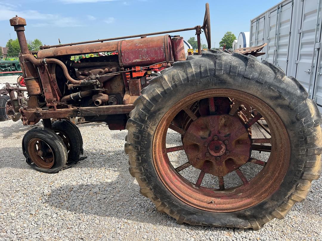 Image of Farmall M Primary image