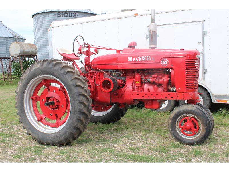 Main image Farmall M