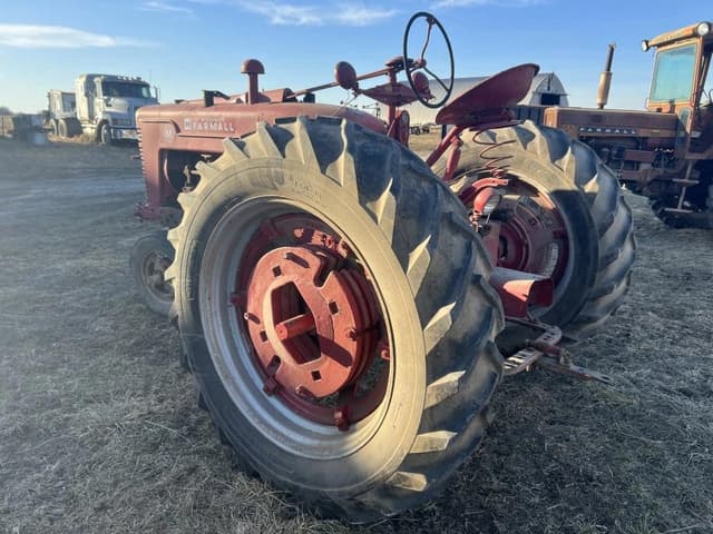 Image of Farmall Super M equipment image 3