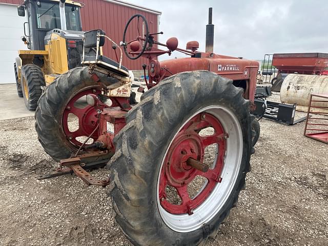 Image of Farmall M equipment image 4