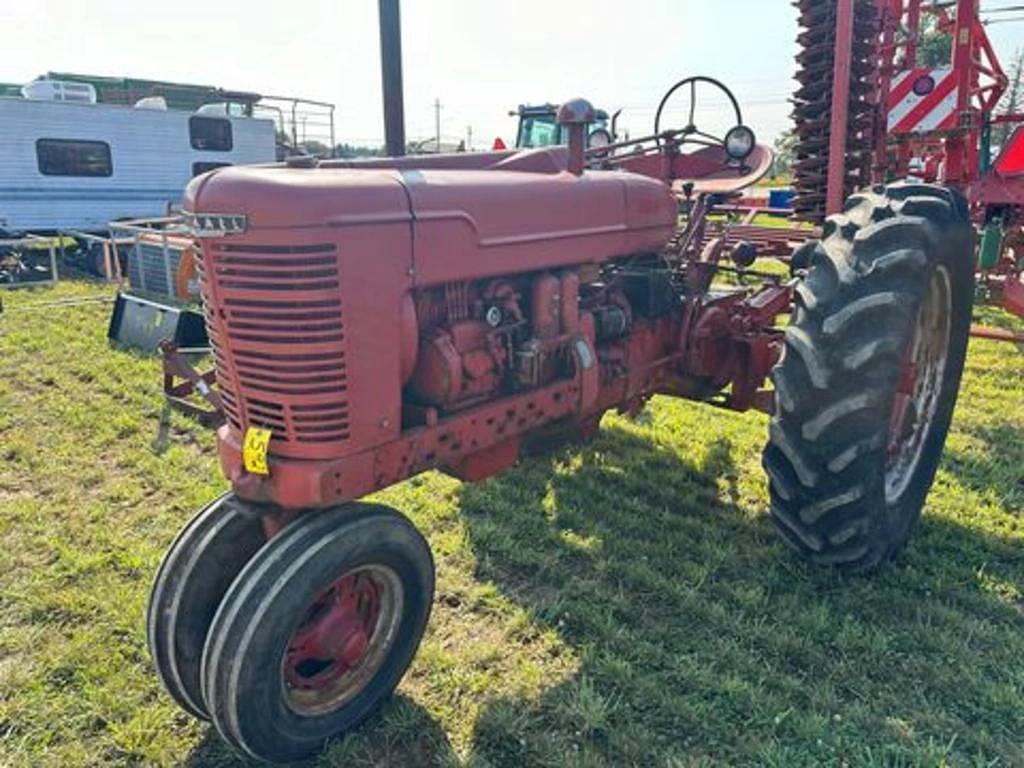 Image of Farmall M Primary image