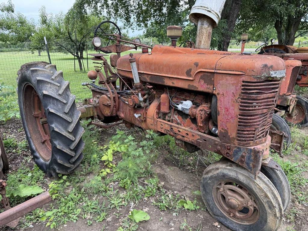 Image of Farmall M Primary image