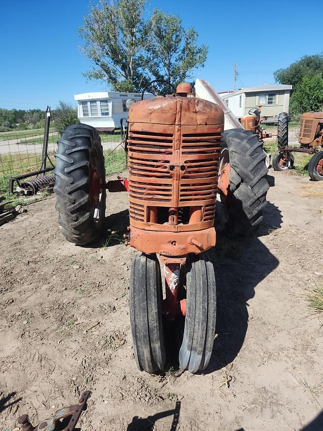 Image of Farmall M equipment image 2