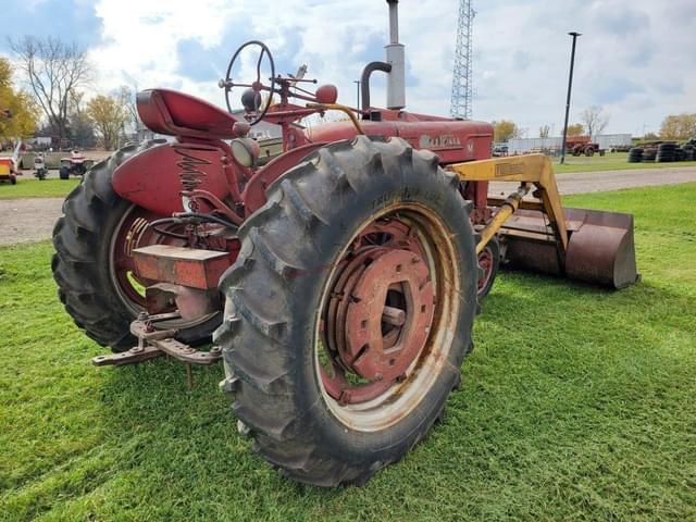Image of Farmall M equipment image 4