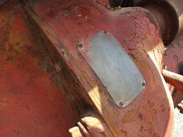 Image of Farmall M equipment image 4