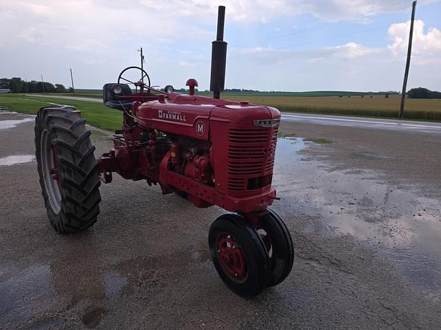 Image of Farmall M equipment image 4