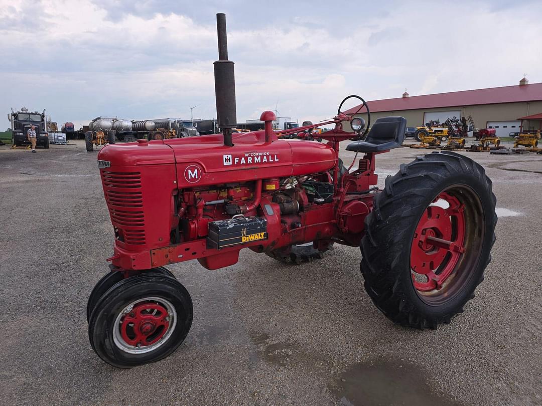 Image of Farmall M Primary image