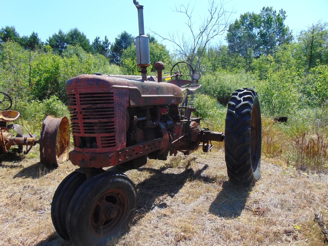 Image of Farmall M Primary image
