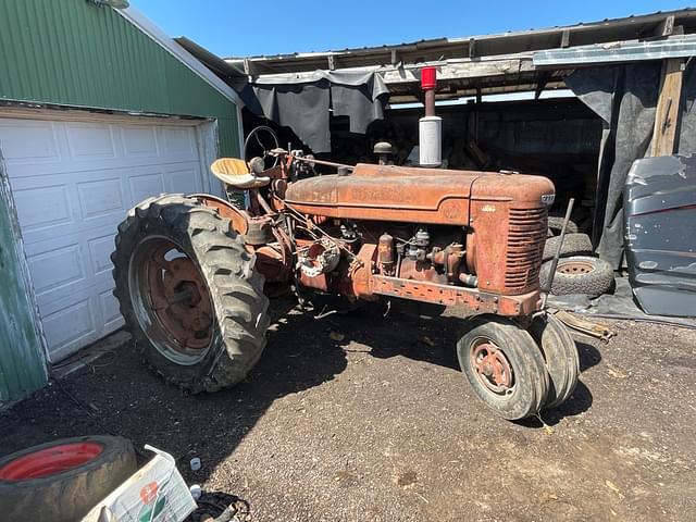 Image of Farmall M equipment image 3