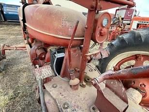 Main image Farmall M 12