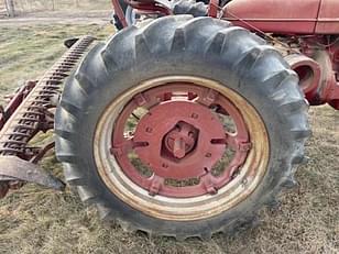 Main image Farmall M 18