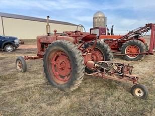 Main image Farmall M 4