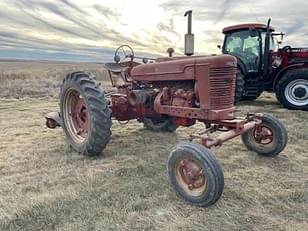 Main image Farmall M 8