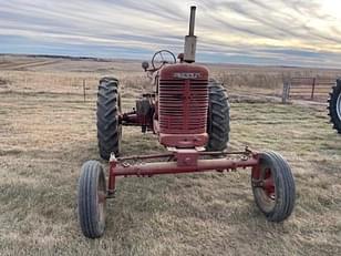 Main image Farmall M 9