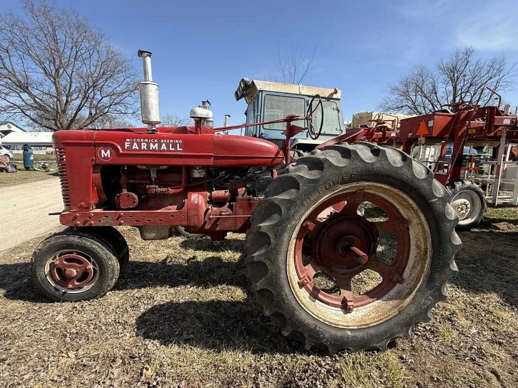 Image of Farmall M Primary image