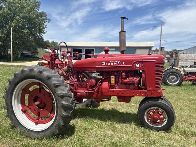 Image of Farmall M equipment image 4