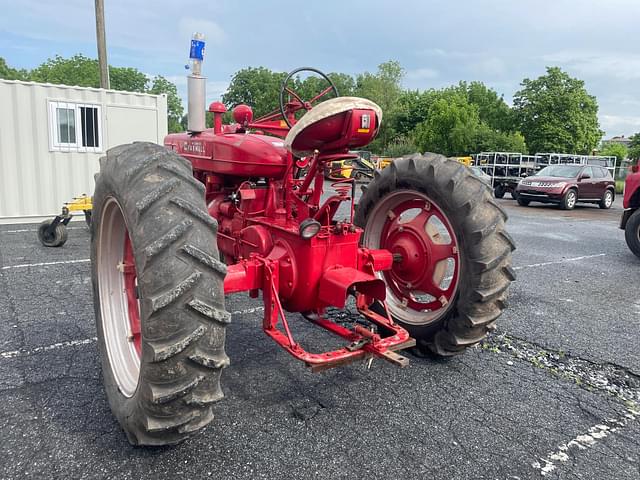 Image of Farmall M equipment image 3