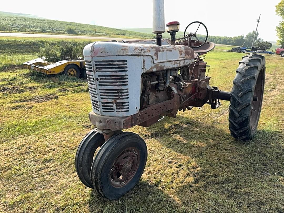 Image of Farmall M Primary image