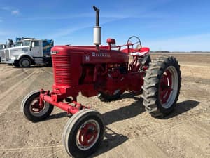 1949 Farmall M Image