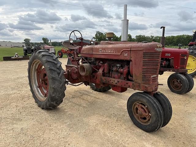 Image of Farmall M equipment image 1