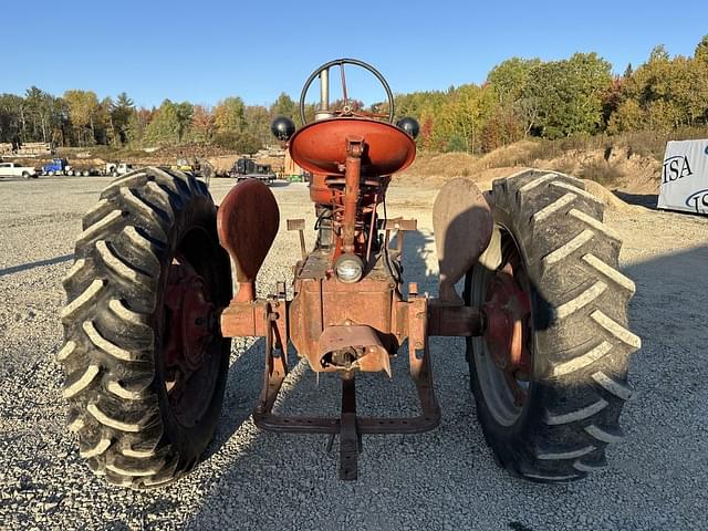 Image of Farmall M equipment image 3