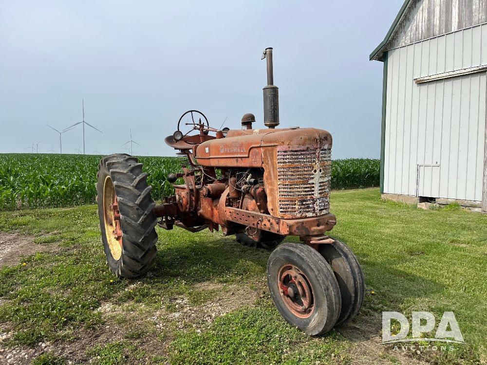 Image of Farmall M Primary image