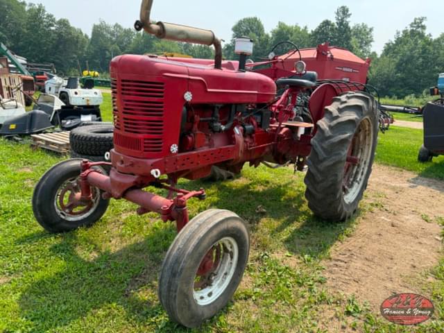 Image of Farmall M equipment image 3