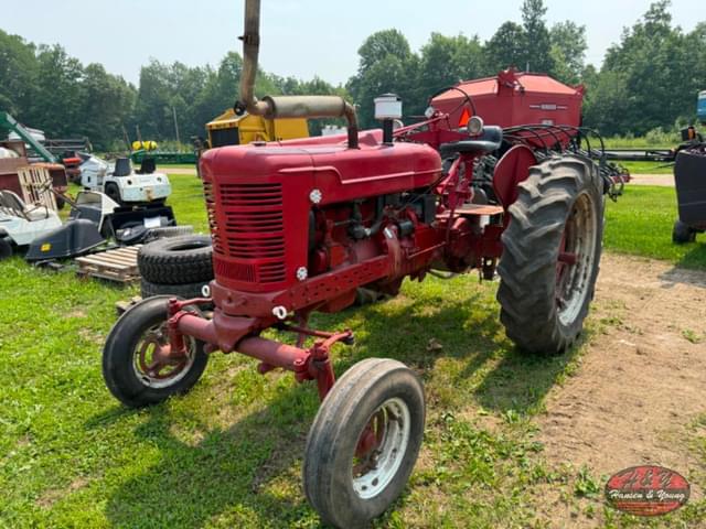 Image of Farmall M equipment image 2