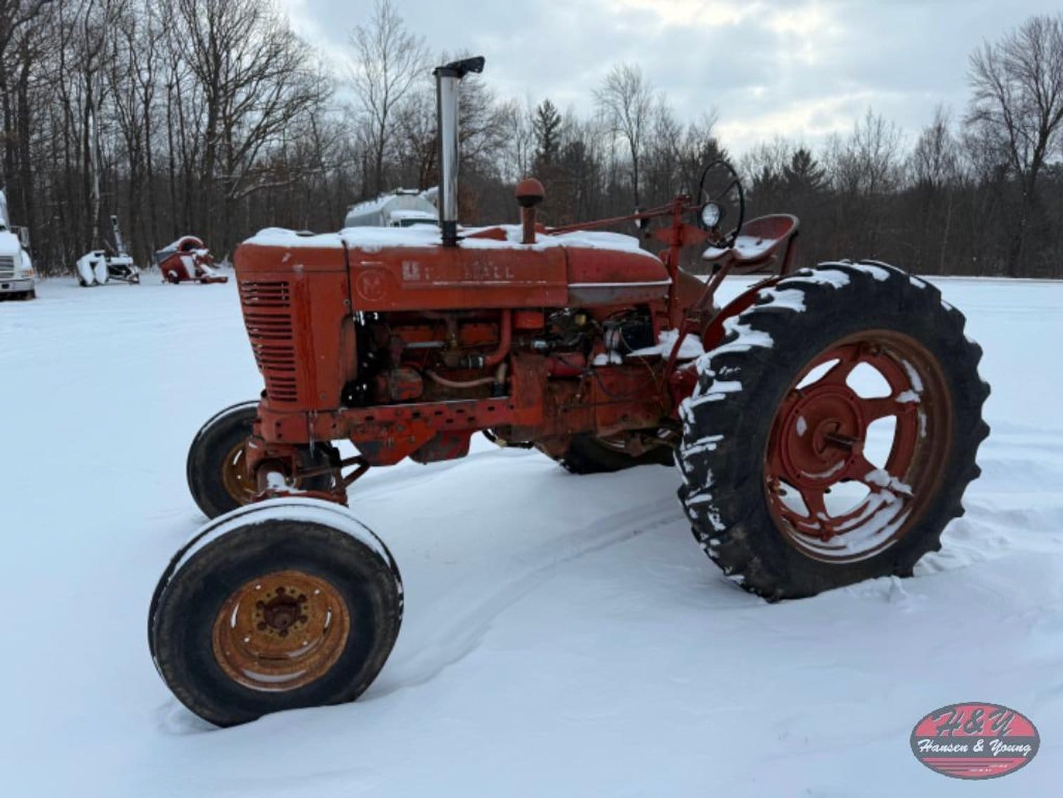 Farmall M Equipment Image0