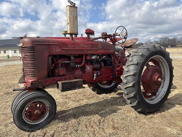 Image of Farmall M equipment image 2