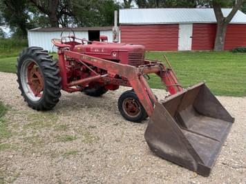 Main image Farmall M