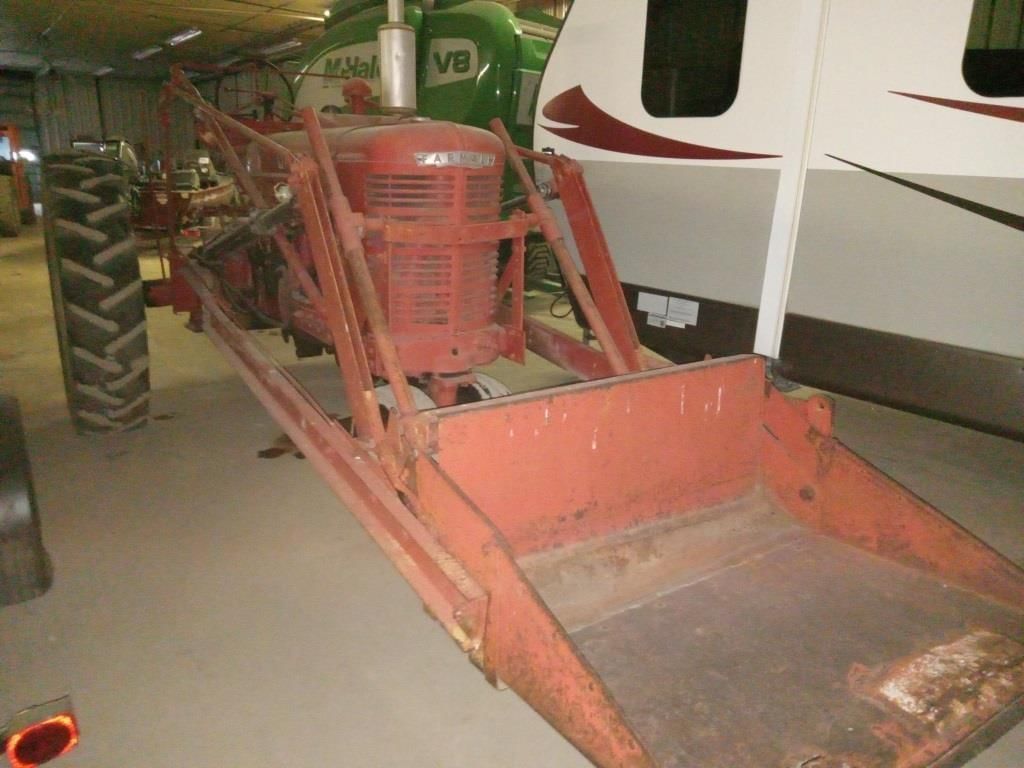 Main image Farmall M