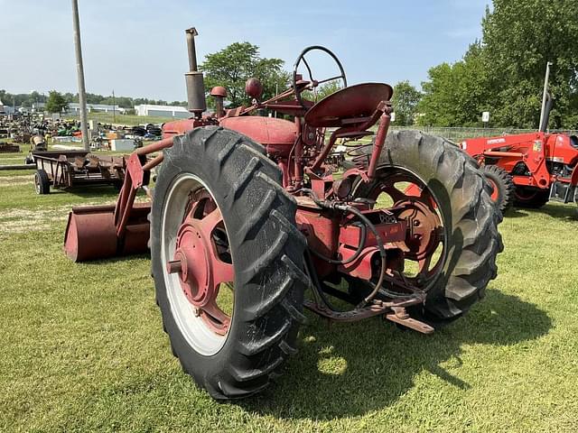 Image of Farmall M equipment image 3