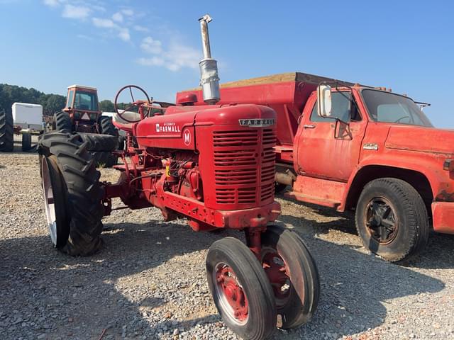 Image of Farmall M equipment image 4