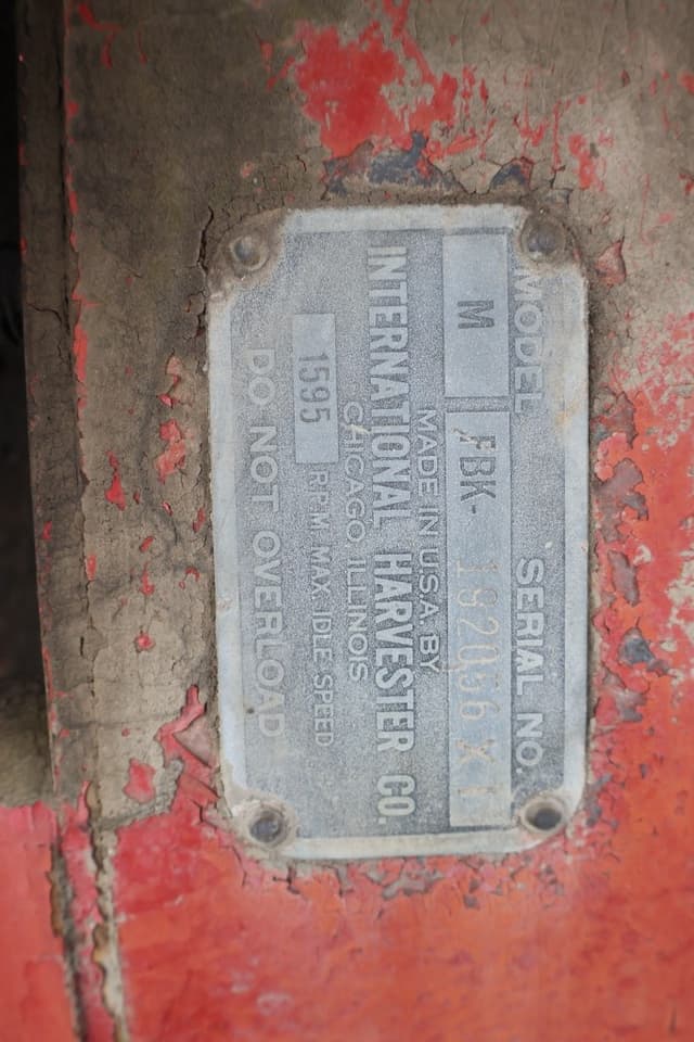 Image of Farmall M equipment image 3