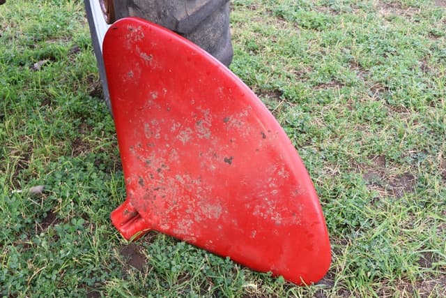 Image of Farmall M equipment image 2