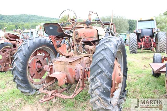 Image of Farmall M equipment image 3