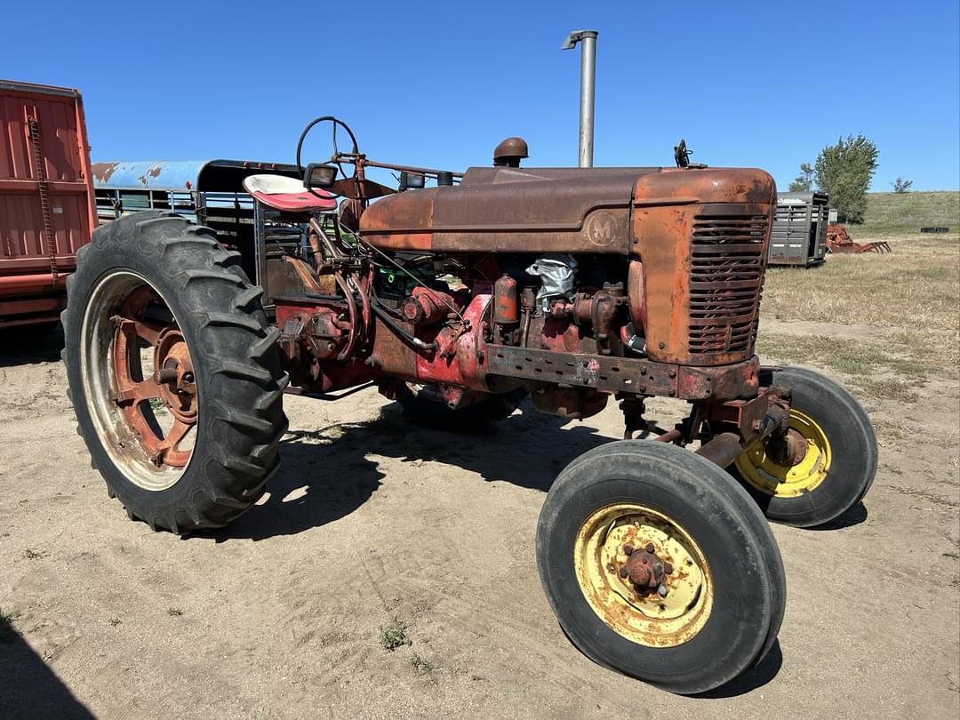 Image of Farmall M Primary image