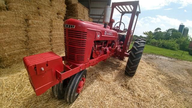 Image of Farmall M equipment image 3