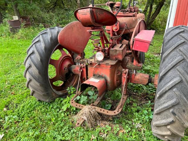 Image of Farmall Super M equipment image 4