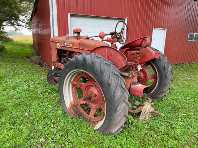 Image of Farmall Super M equipment image 3