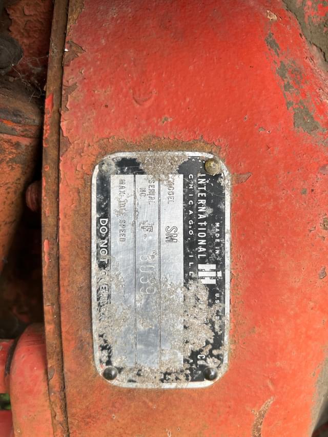 Image of Farmall Super M equipment image 2