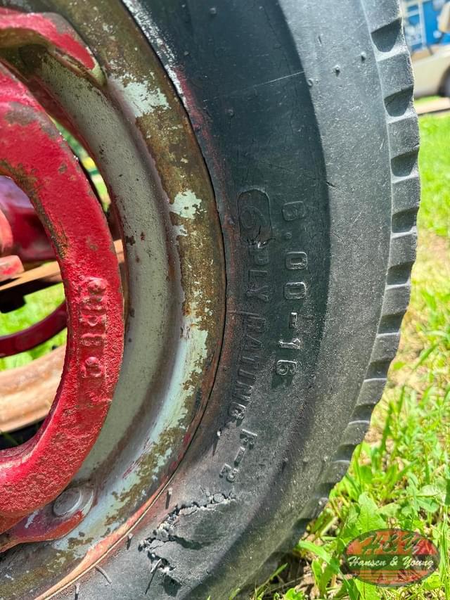 Image of Farmall Super M equipment image 2